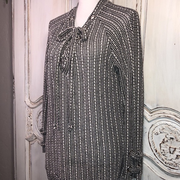 Sadie & Sage Black and White Long Sleeve Eyelet Laced Front + Sleeves Pullover - Picture 3 of 11